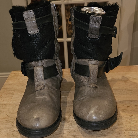 A.S.98 Gray/Black Strappy Ankle Boots Sherling Lined 41 EUC - Picture 2 of 7
